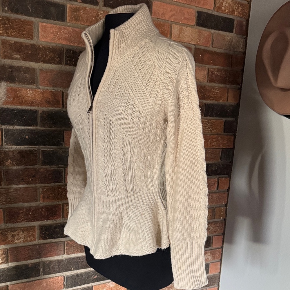ANTONIO MELANI Cream Zip‎ Up Sweater - Picture 2 of 5